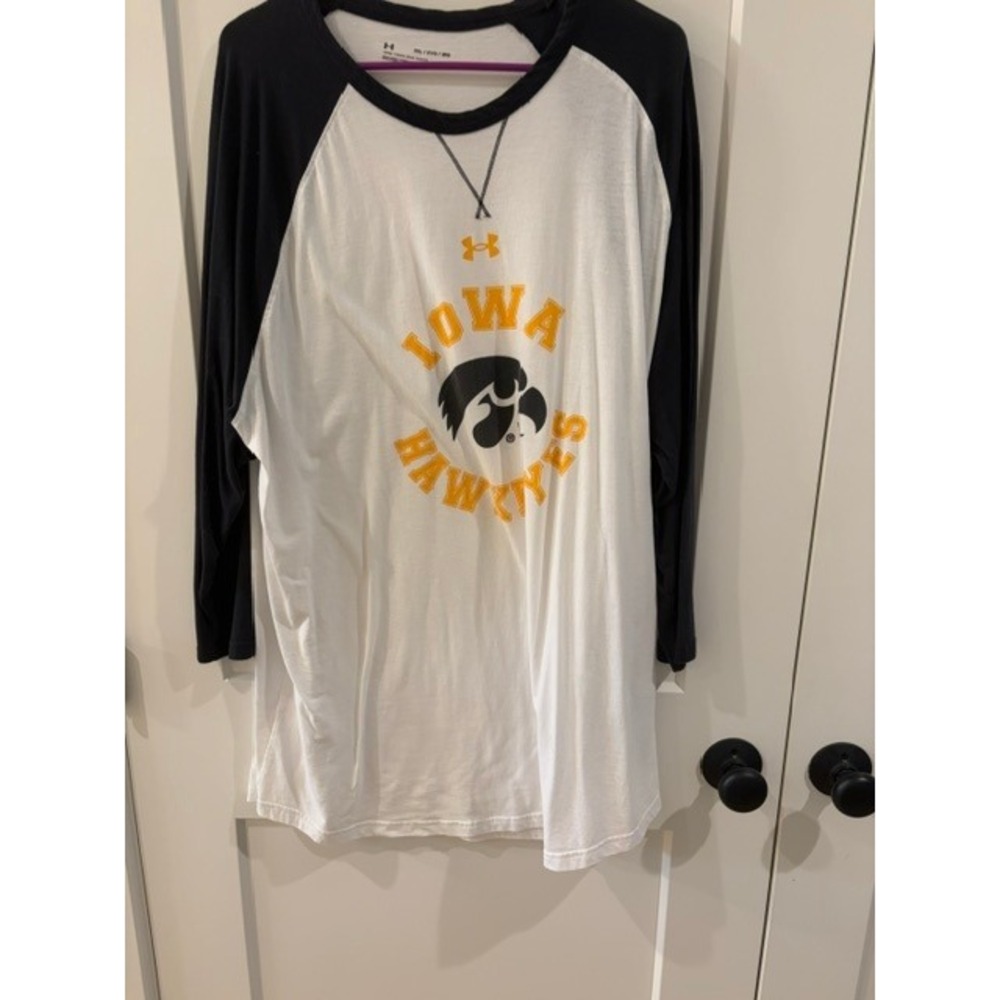 Under Armour Iowa Hawkeyes Raglan Long Sleeve Graphic Tee White Black 3XL